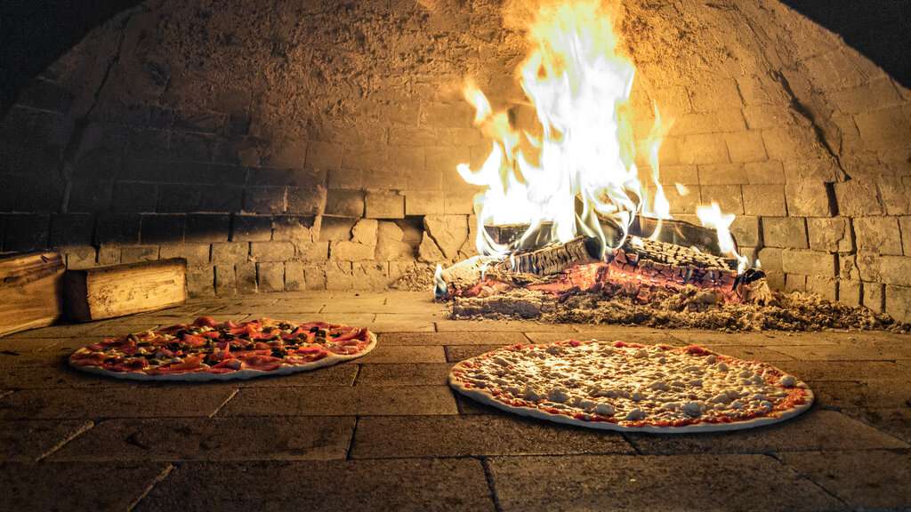 Пицца на Дровах