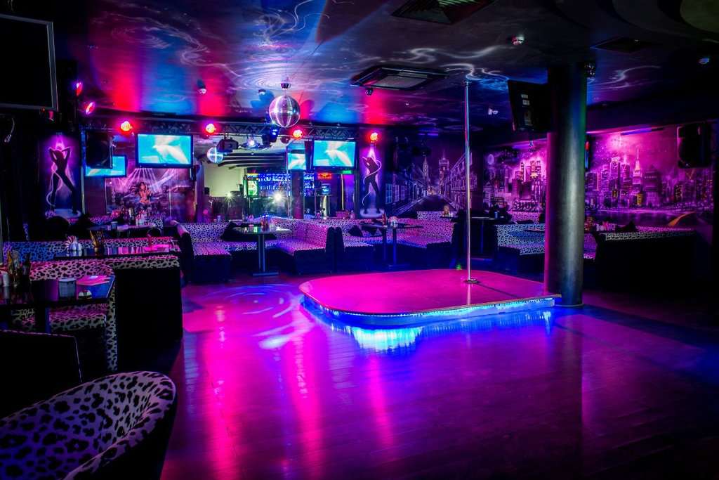 Бар-караоке Шум