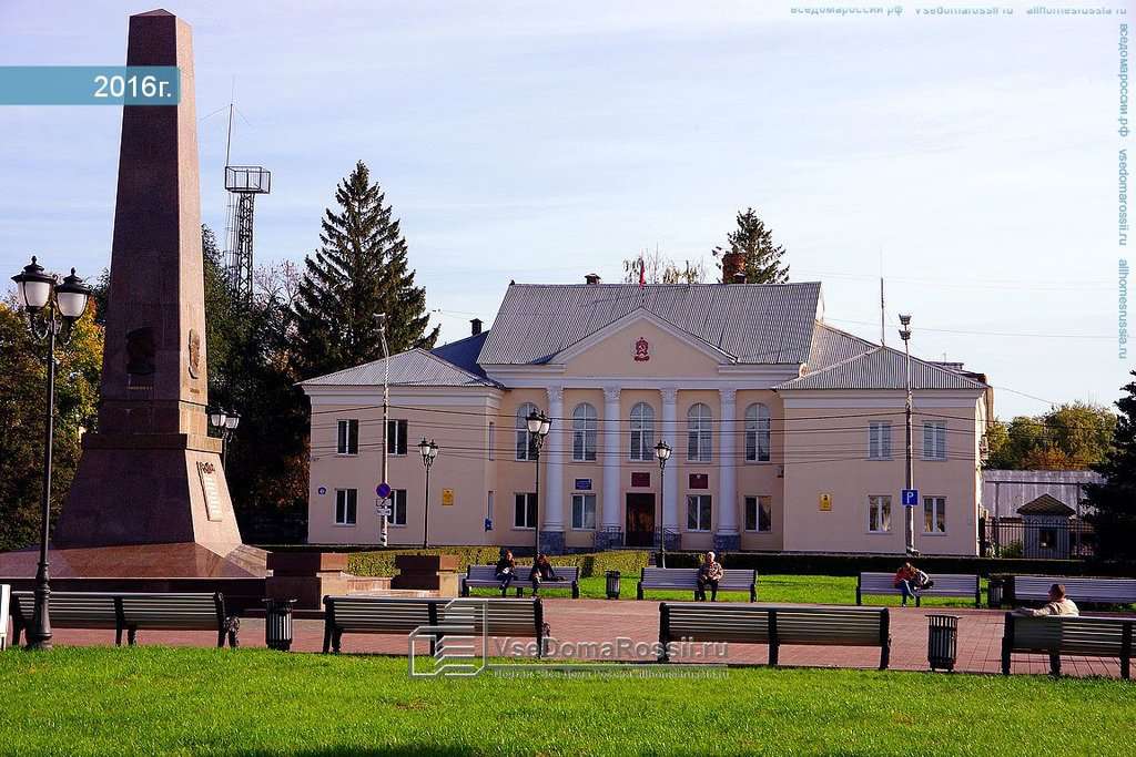 Ансамбль площади Свободы с застройкой 1950-60-х гг.