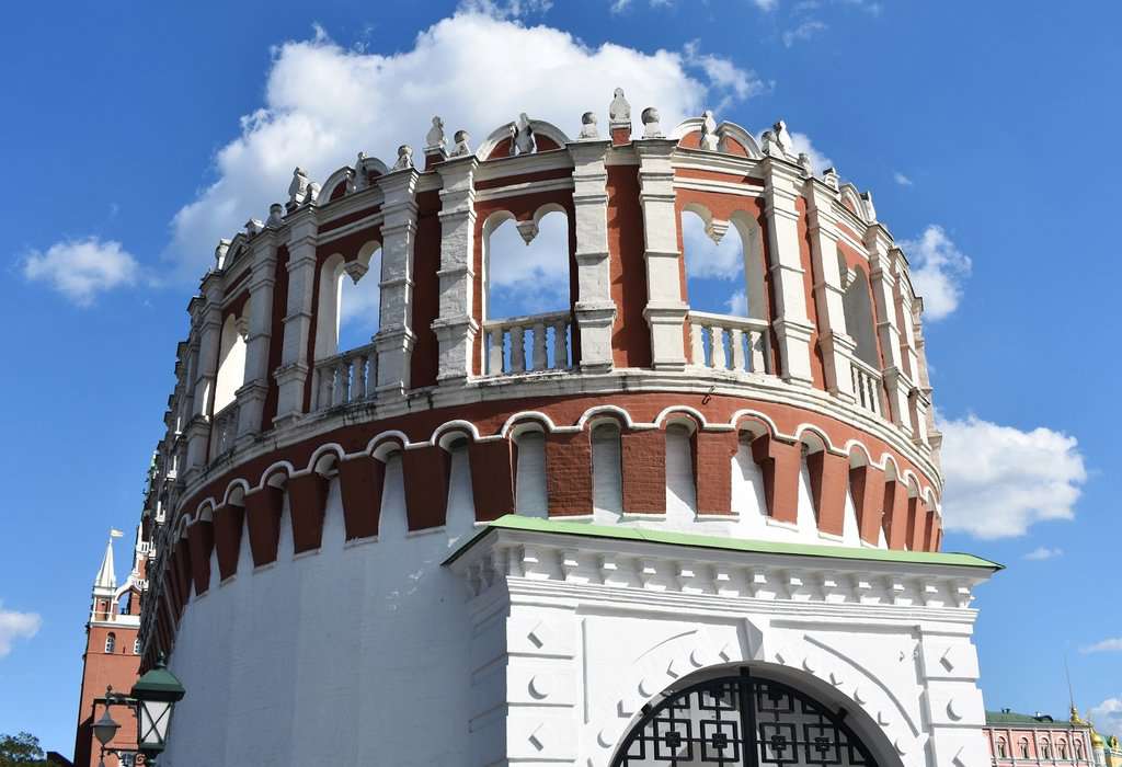 Кутафья башня