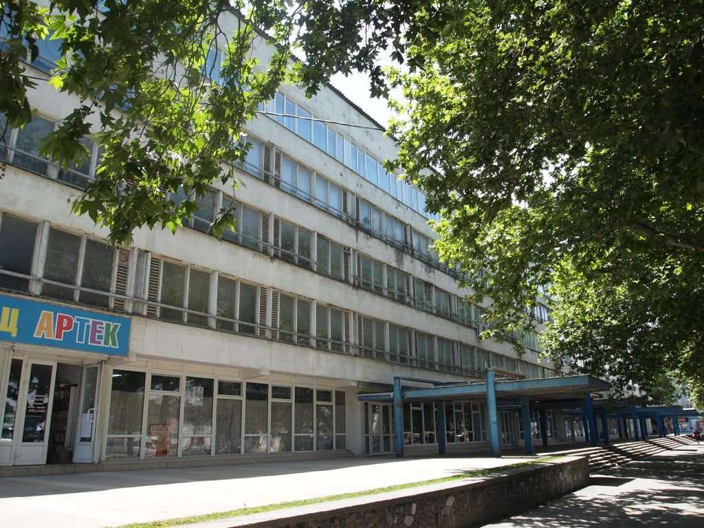 База-гостиница международного детского центра Артек