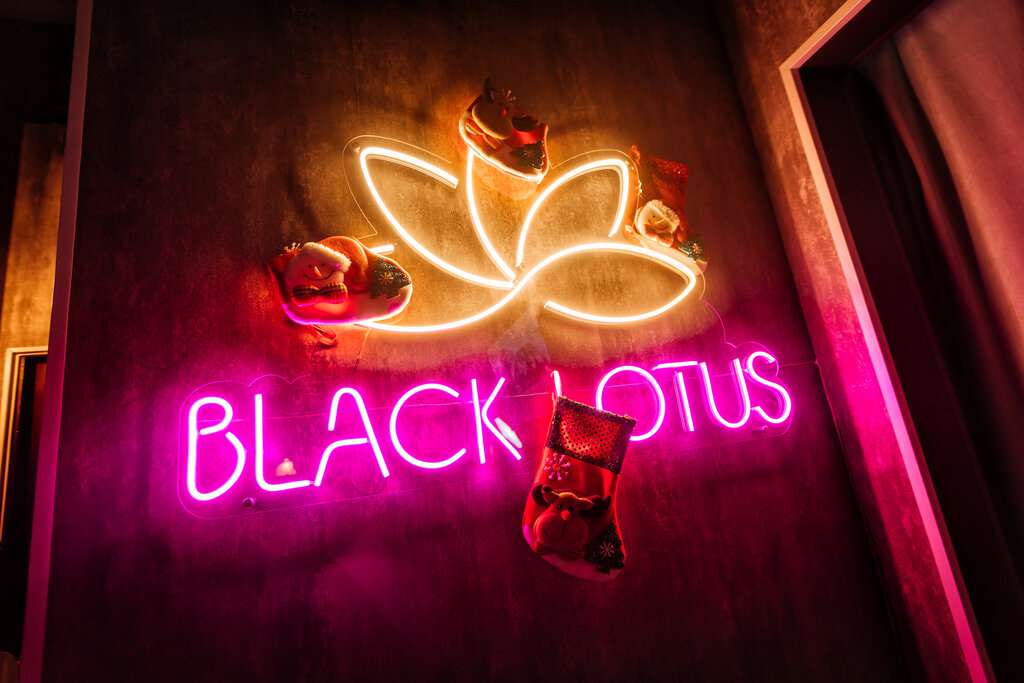 Black Lotus