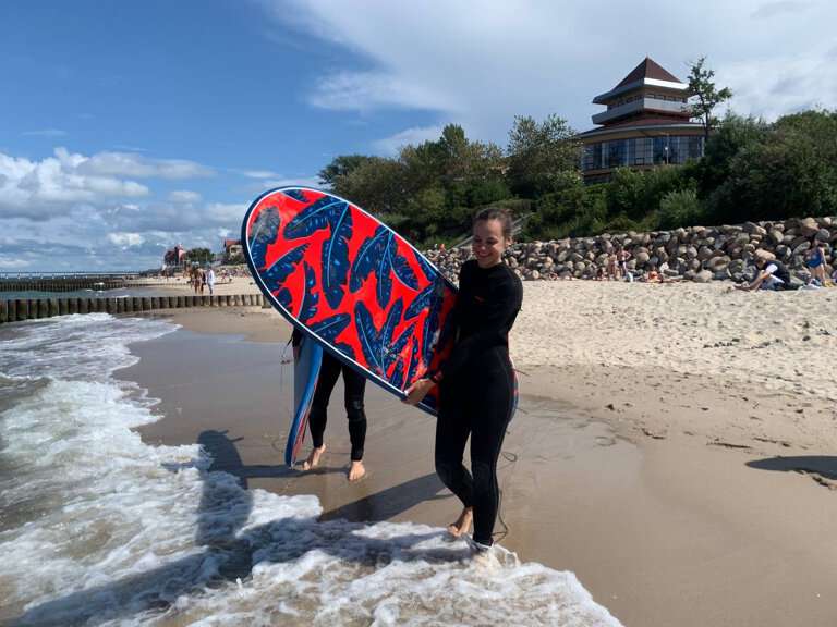 Surf De Cranz школа сёрфинга и Sup