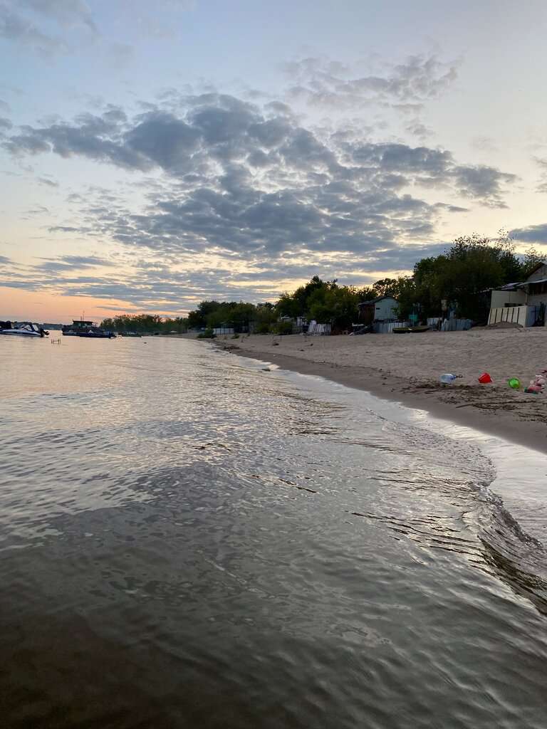 Нижний пляж