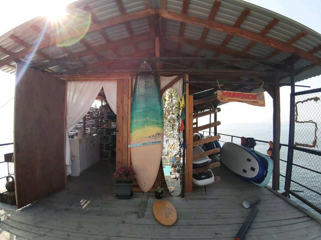 Matsesta breeze surfing