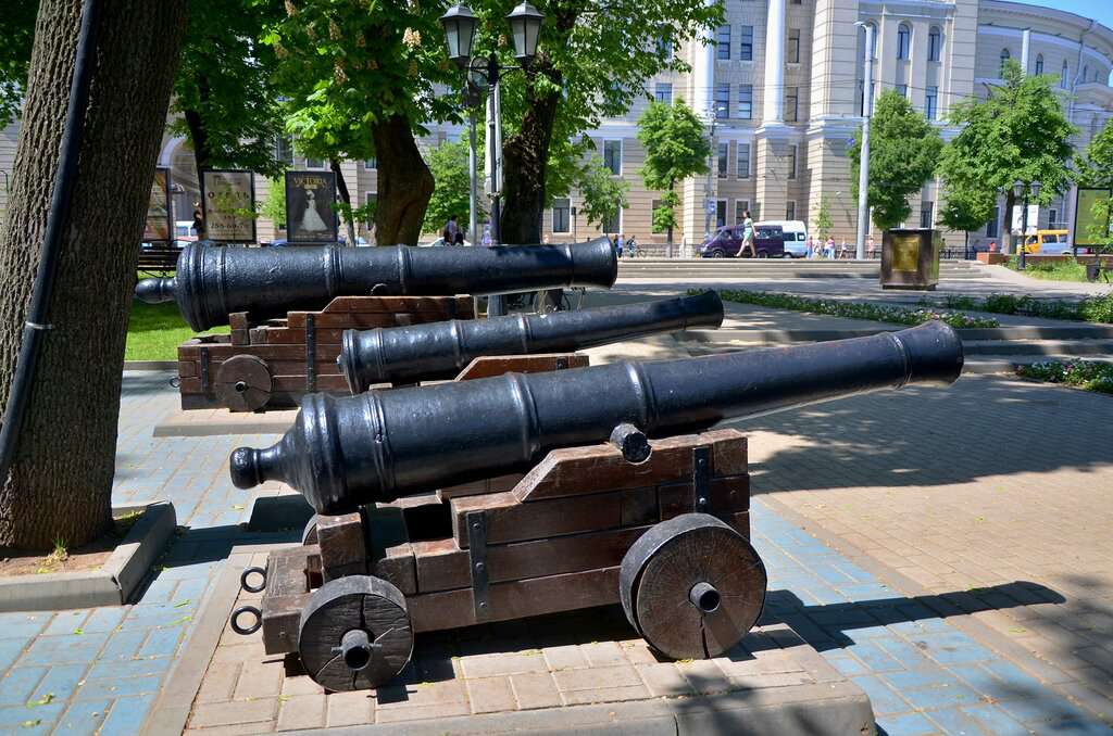 Петровский сквер