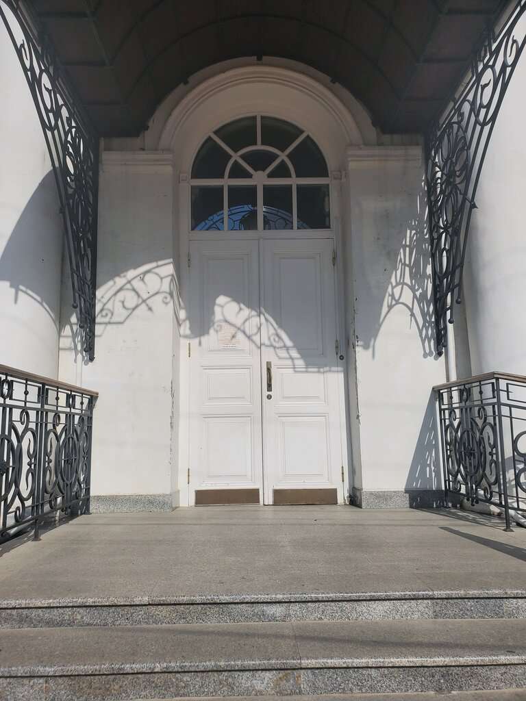 Собор апостолов Петра и Павла в Тарусе