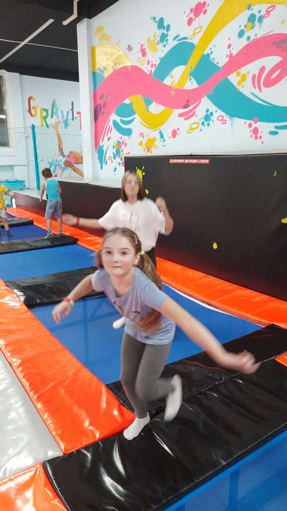 Гравити Ленд