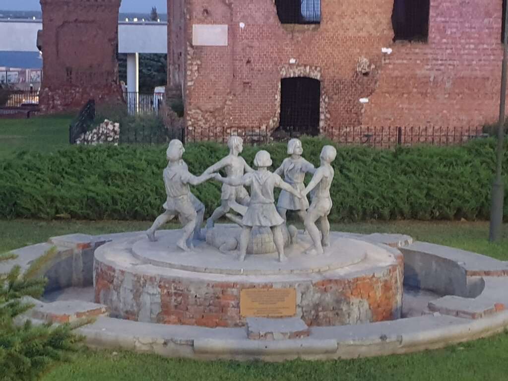 Надпись За нашу советскую родину! СССР!