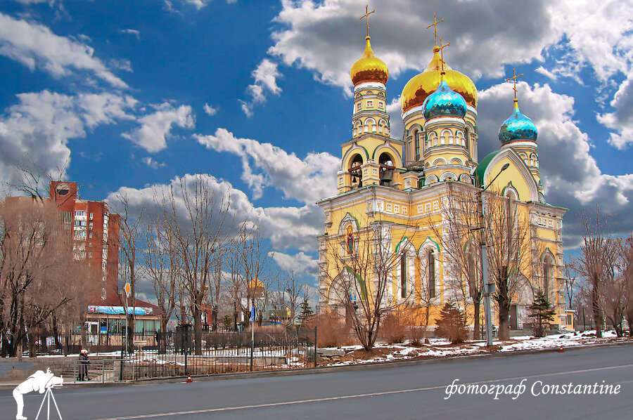 Покровский кафедральный собор города Владивостока