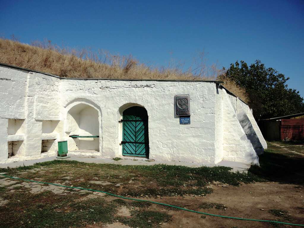 Аксайские пещеры