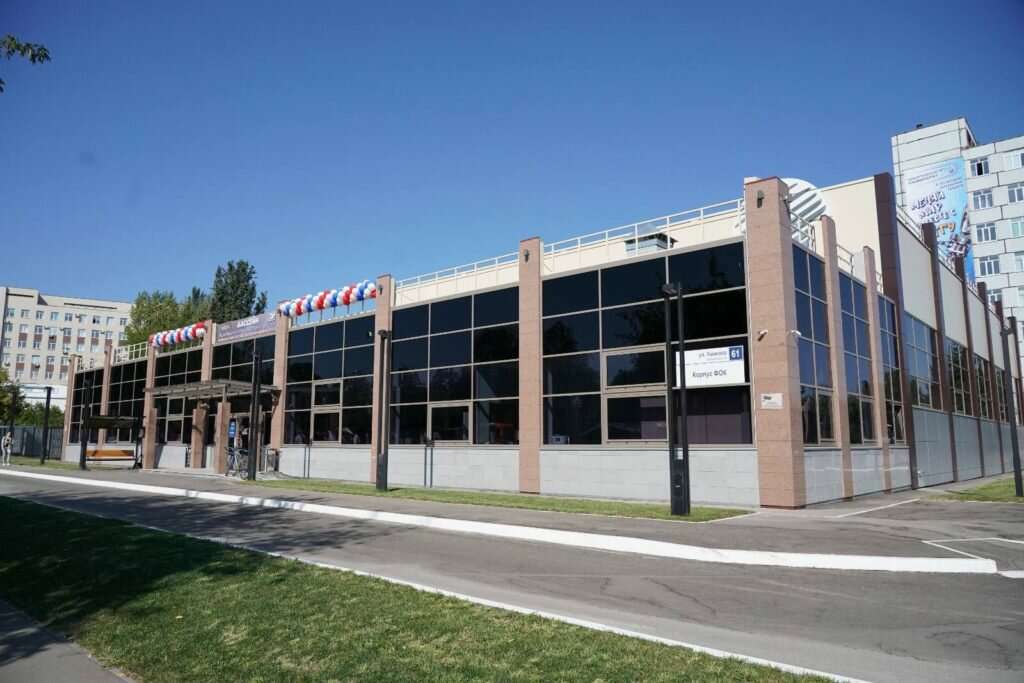 Бассейн Чайка Тольяттинского государственного университета