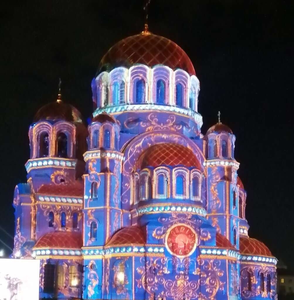 Центральная лестница