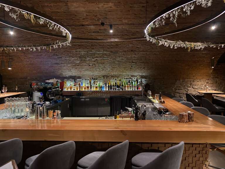 0.75 Please Wine&Kitchen