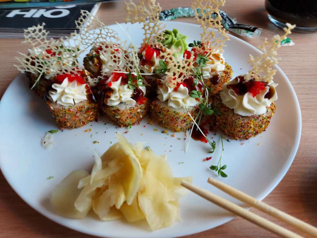 Friends Фуджи Суши