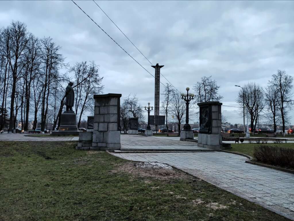 сквер Крылова