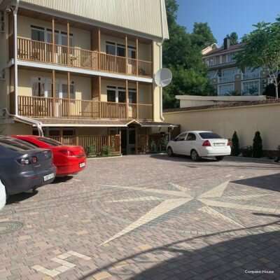 Компас-хаус