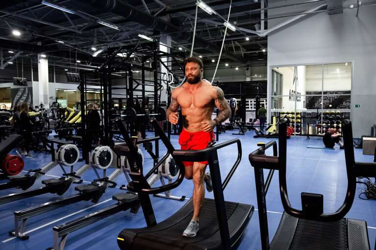 Премиум фитнес-клуб A-Fitness