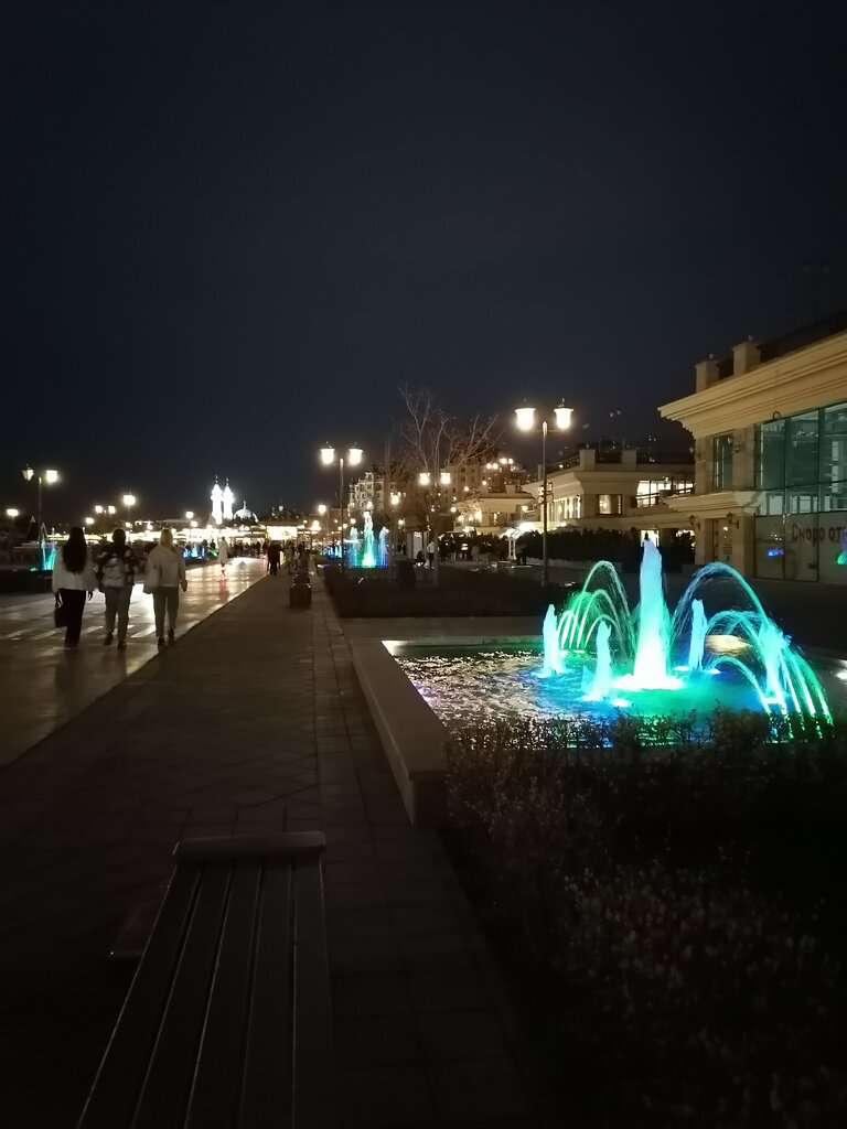 Кремлевская Набережная