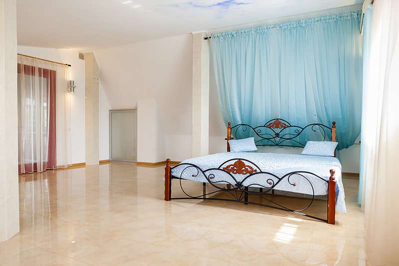 Загородный коттедж