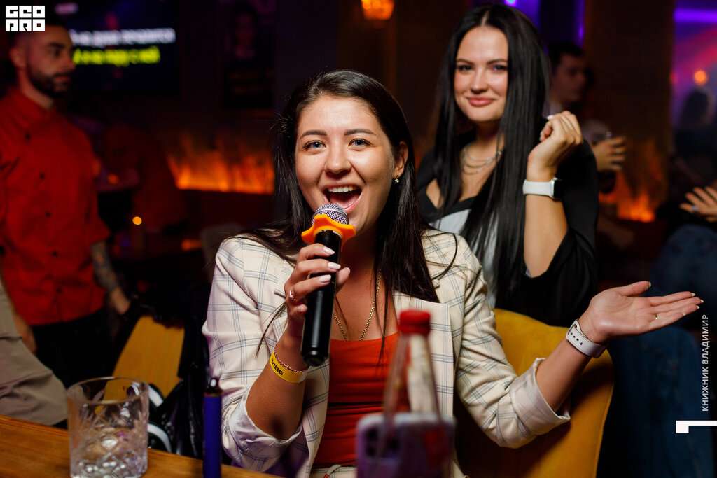 Boho bar
