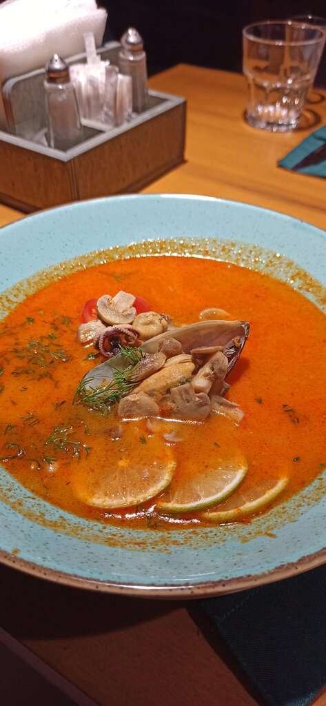 Underground, Кафе-бар