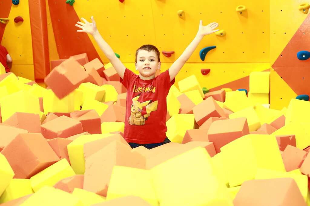 Батутная арена Salto