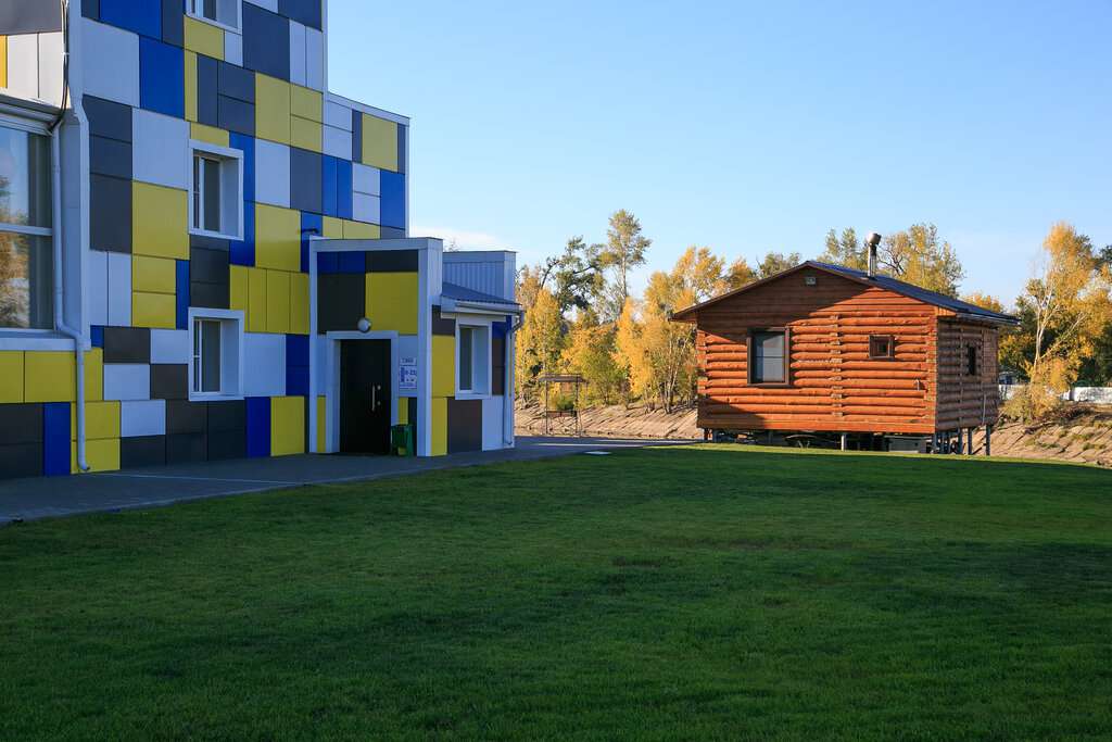 Первый, спортивный комплекс