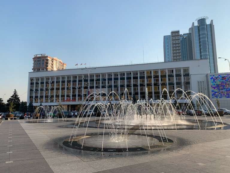 Поющий фонтан Театральный от ФонтанГрад