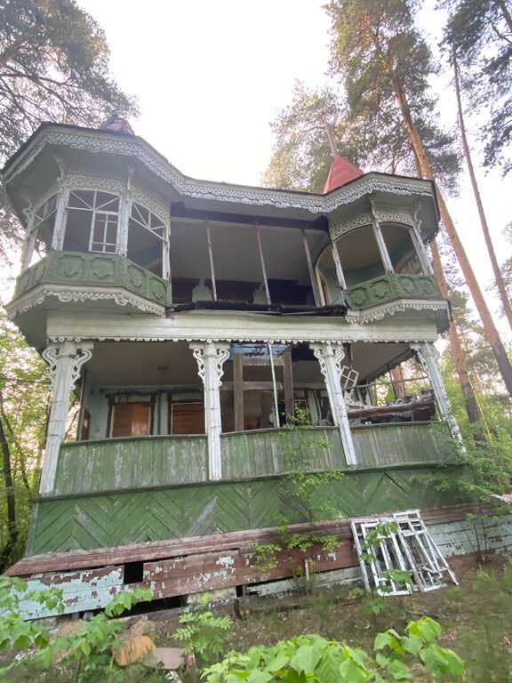 Дача на набережной