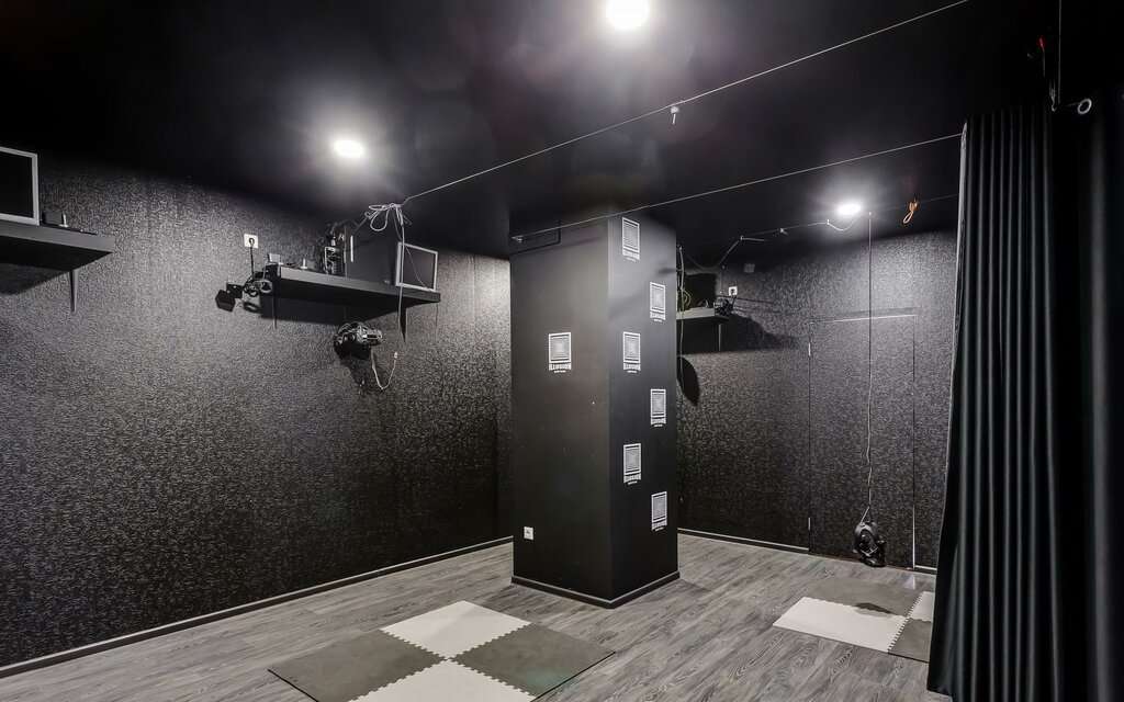 Illusion quest house