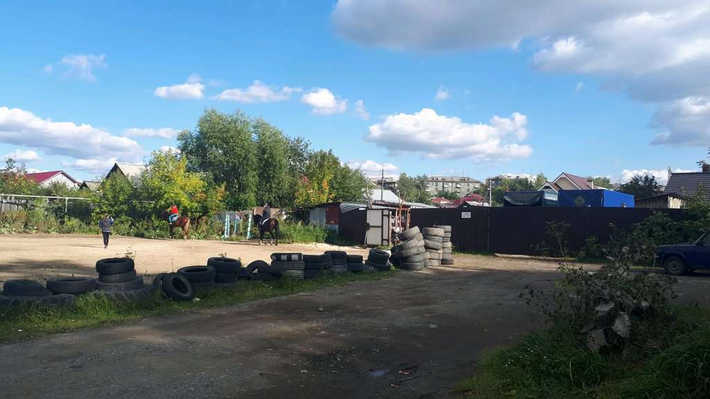 Конный двор