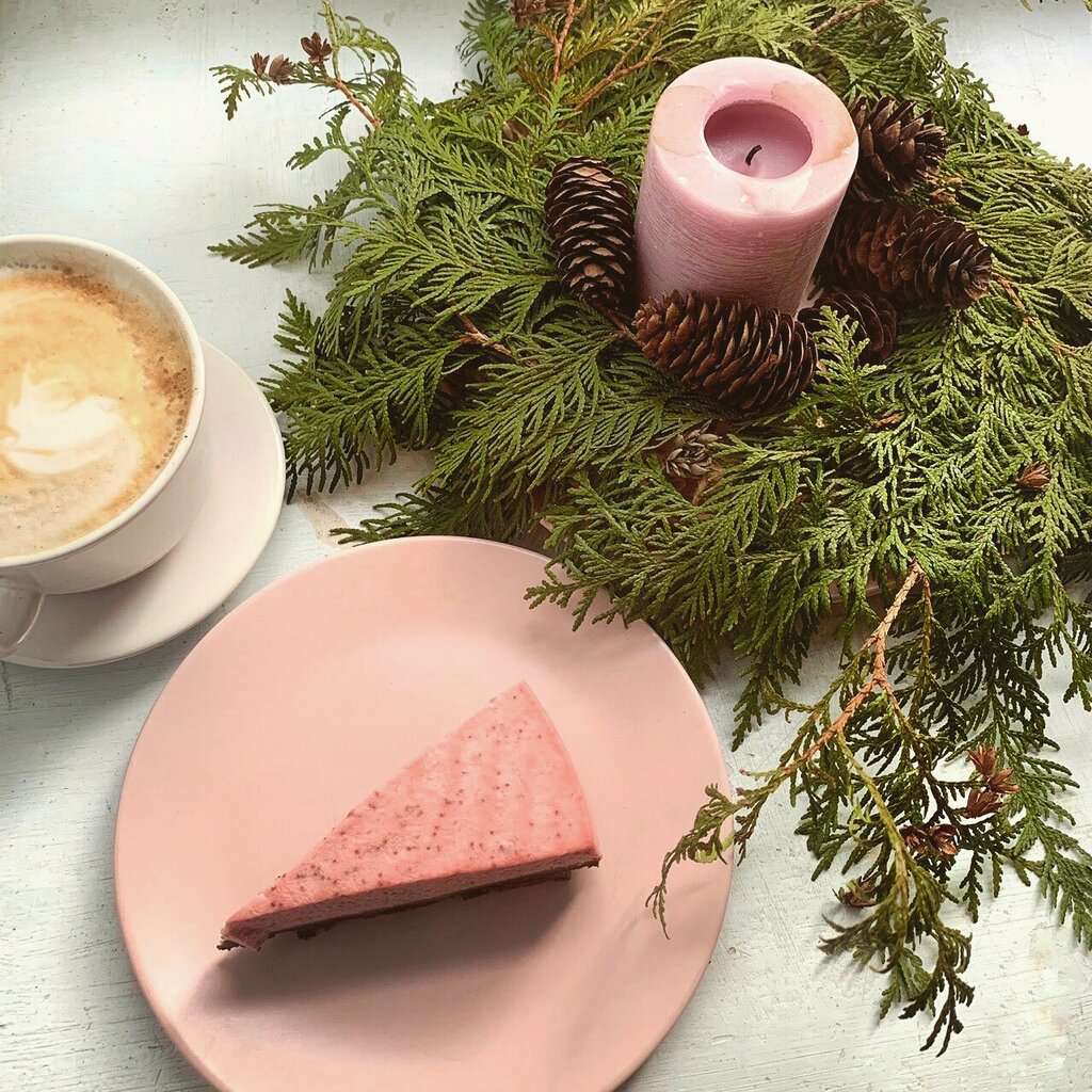 Где-то здесь