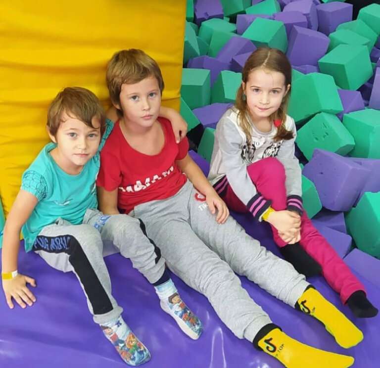 Батутный парк Космос