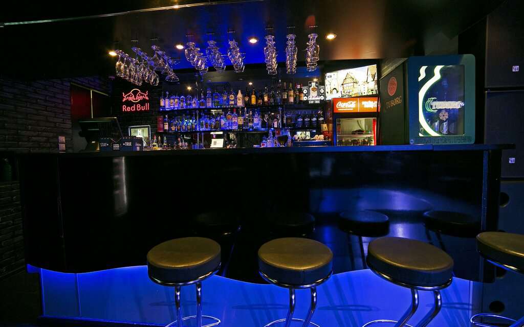 Бар-караоке Шум