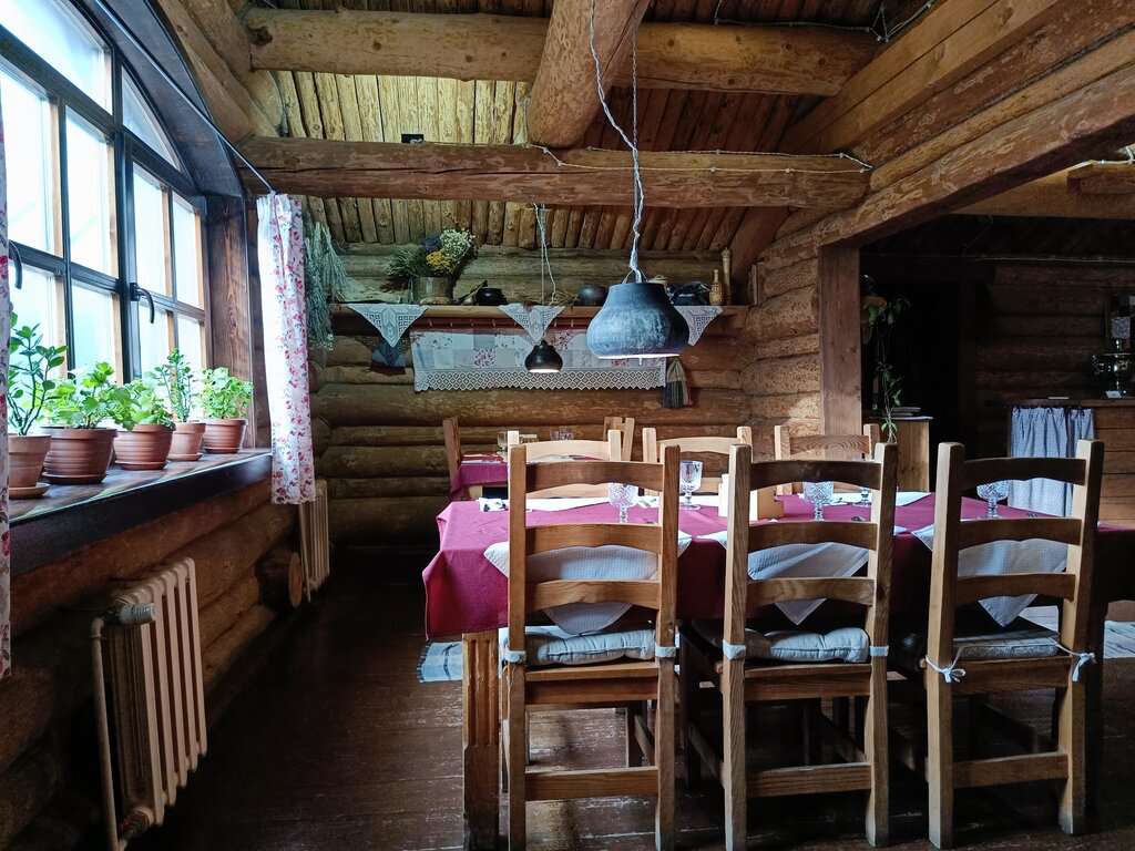 Бобровая долина