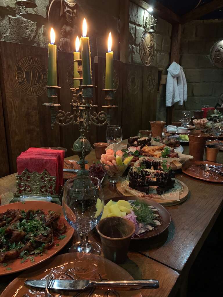 12 Шиллингов