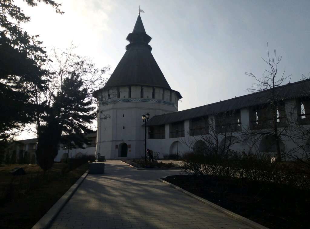 Башня Красные ворота