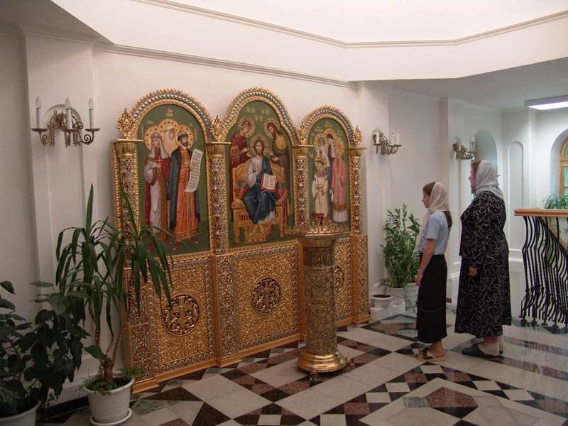 Александро-Невский Ново-Тихвинский женский монастырь