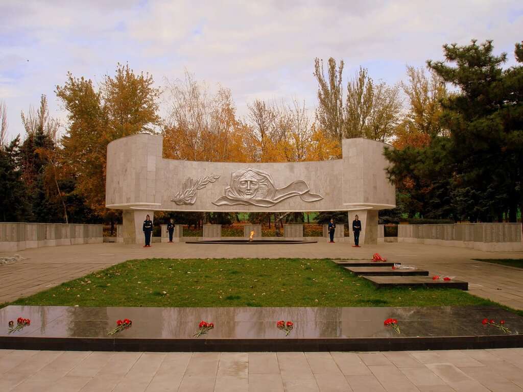 Мемориальный комплекс Павшим воинам
