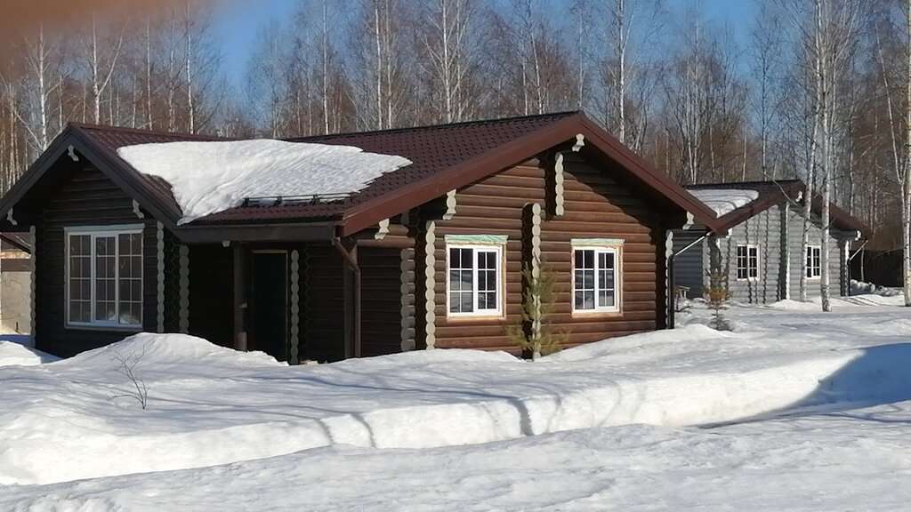 Земляникино Village