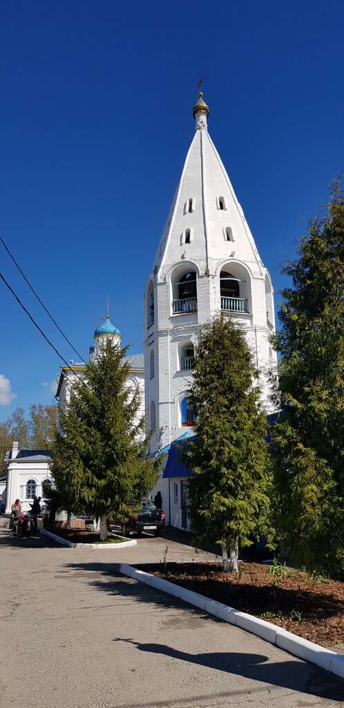 Колокольня Введенского собора