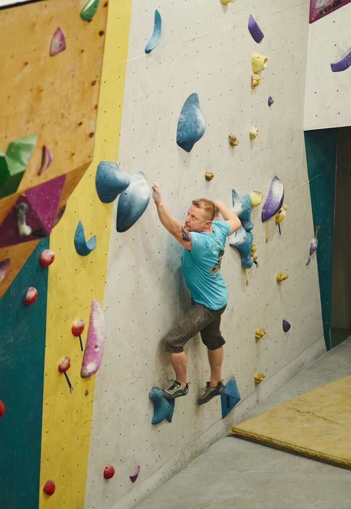 Скалодром Level up