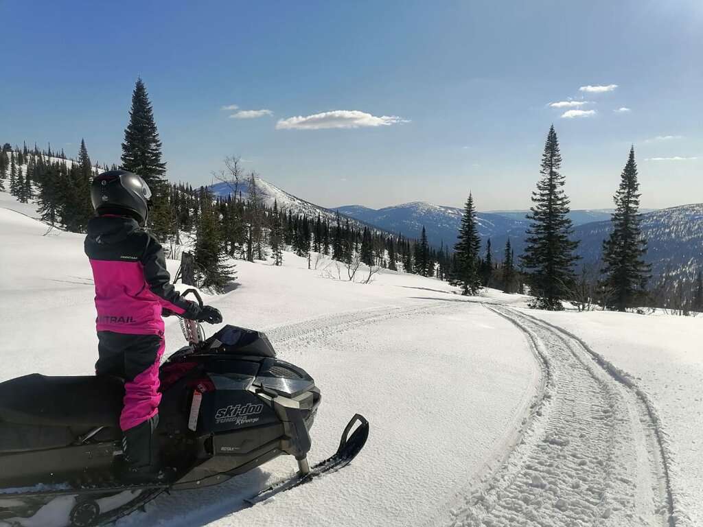 Центр Таскыл-Кантри