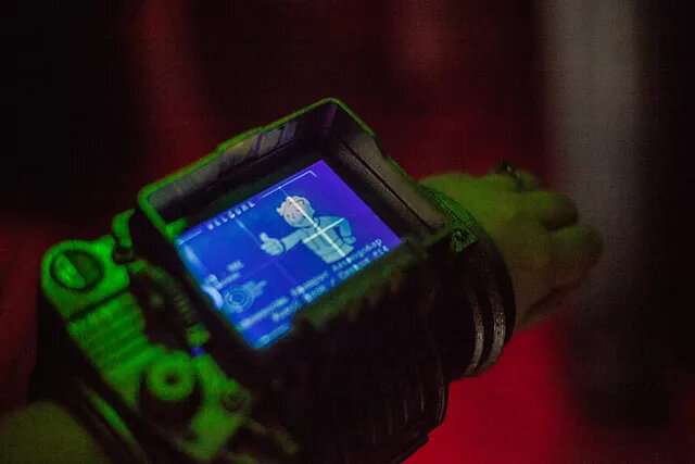 Выйти из комнаты, Убежище 101