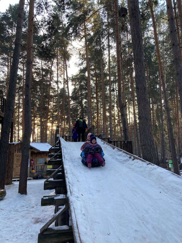 Ульяновский зоопарк, Семейный парк развлечений Русские Забавы