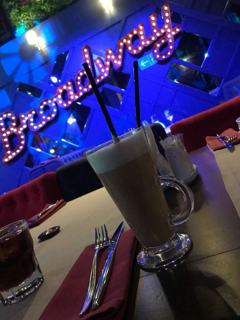 Белый медведь