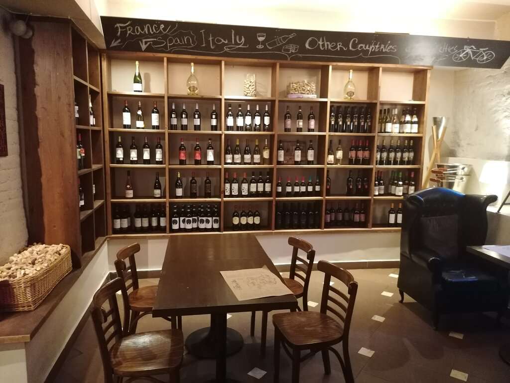 Le Tour De Vin